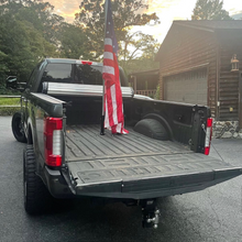 Load image into Gallery viewer, GloryPoleCo Square B&W-Style Gooseneck Mount